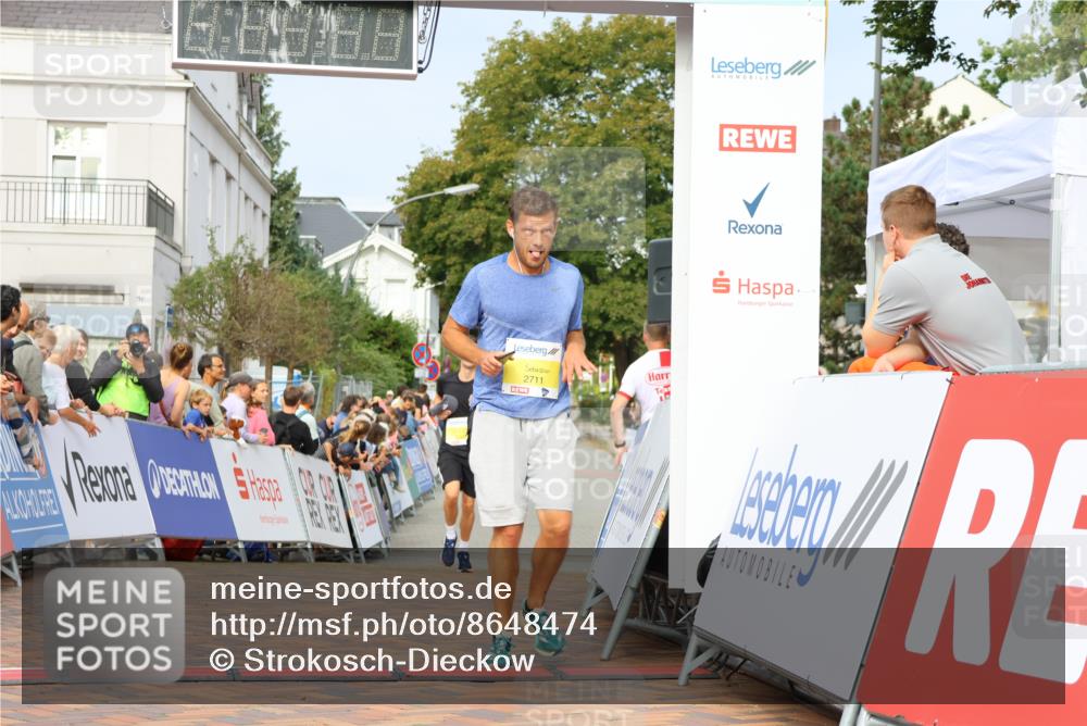31.08.2025 - 21. Blankeneser Heldenlauf Strokosch-Dieckow http://msf.ph/oto/8648474 31.08.2025 10:17:53 Ziel 2728, 2711, 2420 meine-sportfotos.de
