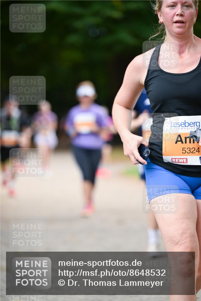 31.08.2025 - 21. Blankeneser Heldenlauf Dr. Thomas Lammeyer http://msf.ph/oto/8648532 31.08.2025 11:24:43 Laufen 5324 meine-sportfotos.de