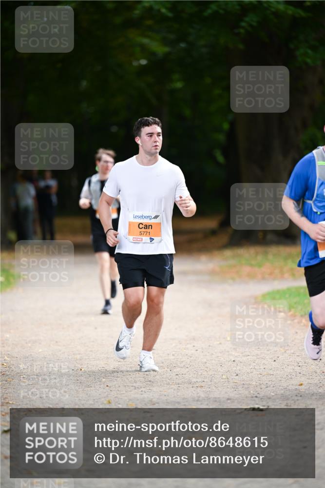 31.08.2025 - 21. Blankeneser Heldenlauf Dr. Thomas Lammeyer http://msf.ph/oto/8648615 31.08.2025 11:24:58 Laufen 5771 meine-sportfotos.de