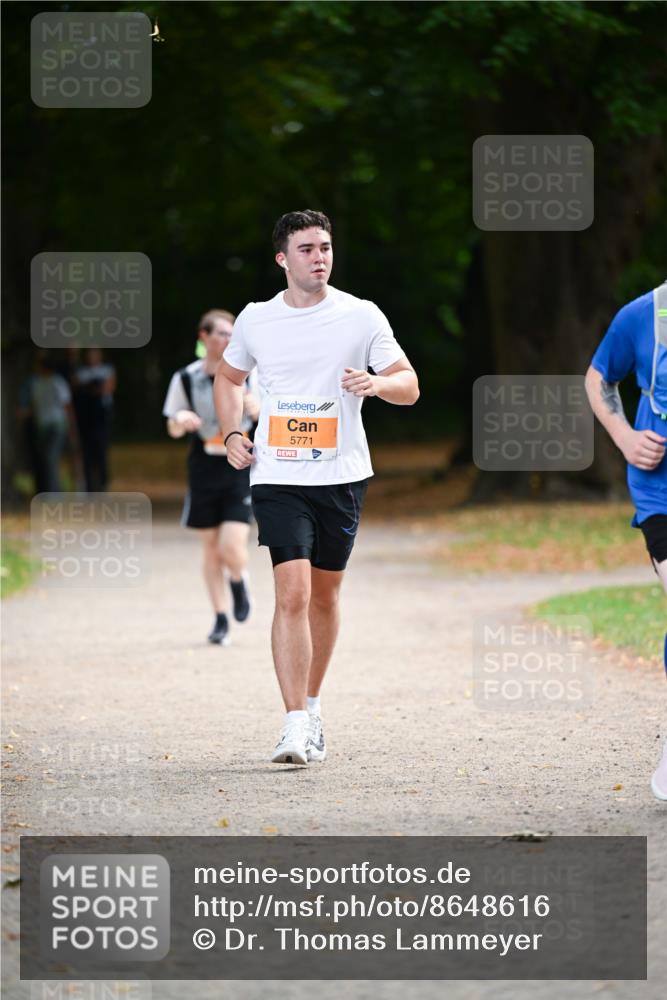 31.08.2025 - 21. Blankeneser Heldenlauf Dr. Thomas Lammeyer http://msf.ph/oto/8648616 31.08.2025 11:24:58 Laufen 5771 meine-sportfotos.de