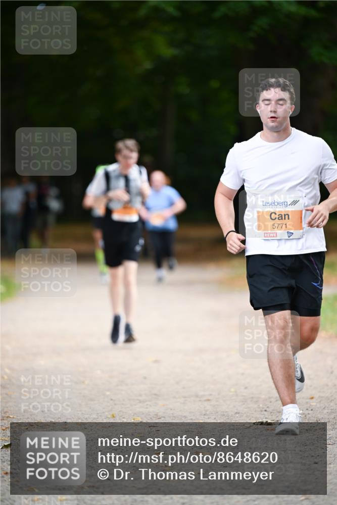 31.08.2025 - 21. Blankeneser Heldenlauf Dr. Thomas Lammeyer http://msf.ph/oto/8648620 31.08.2025 11:25:00 Laufen 5771 meine-sportfotos.de