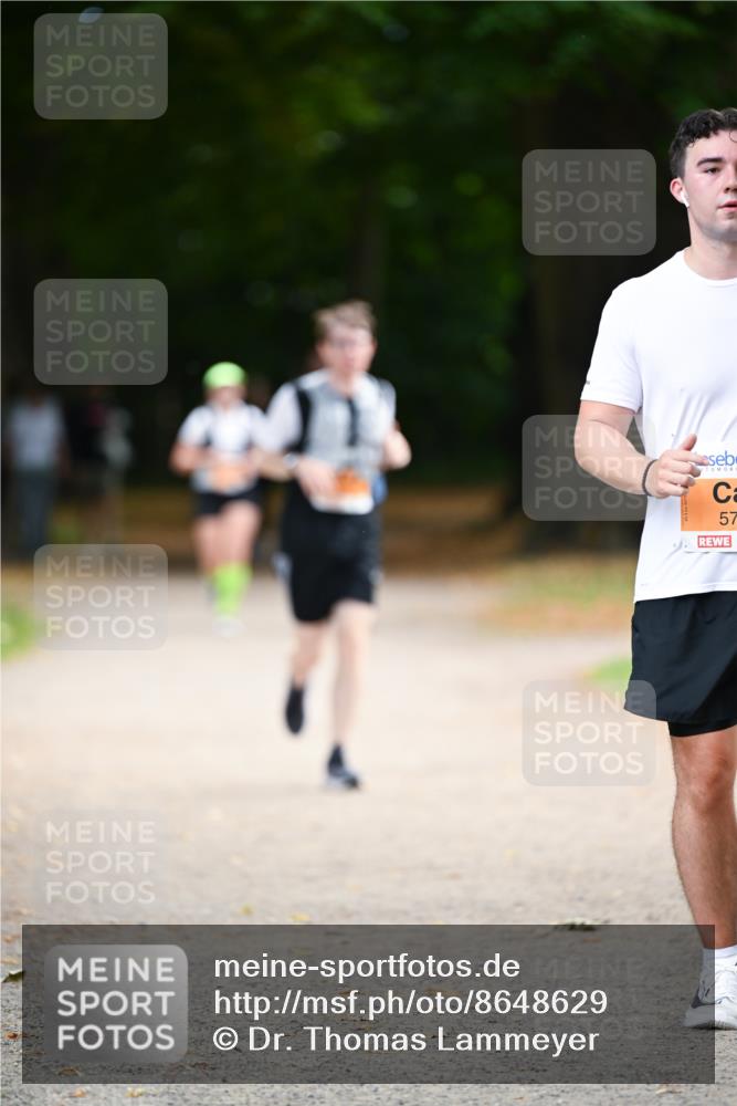 31.08.2025 - 21. Blankeneser Heldenlauf Dr. Thomas Lammeyer http://msf.ph/oto/8648629 31.08.2025 11:25:01 Laufen 57 meine-sportfotos.de