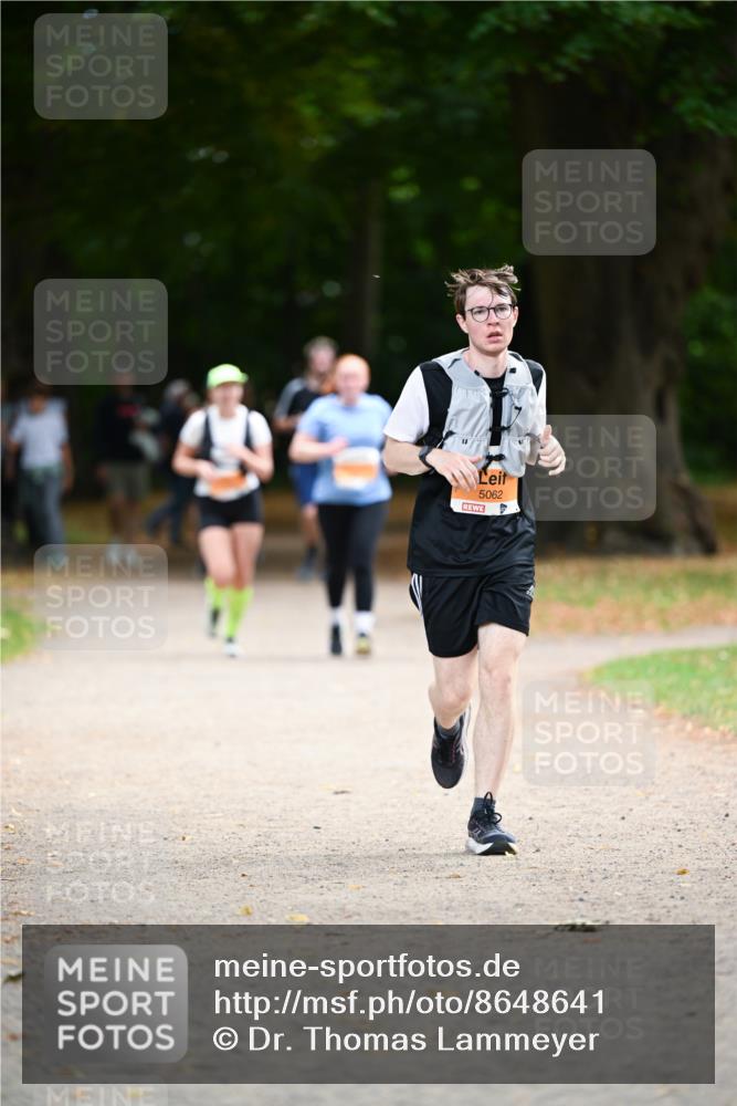 31.08.2025 - 21. Blankeneser Heldenlauf Dr. Thomas Lammeyer http://msf.ph/oto/8648641 31.08.2025 11:25:02 Laufen 5062 meine-sportfotos.de