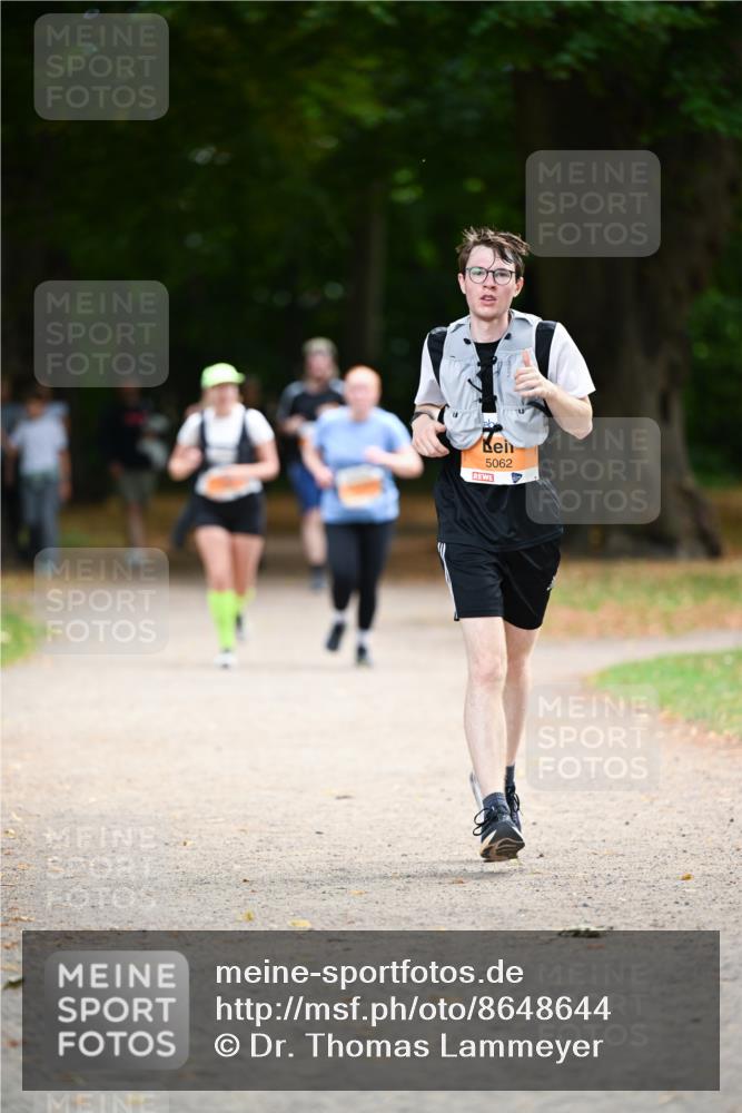 31.08.2025 - 21. Blankeneser Heldenlauf Dr. Thomas Lammeyer http://msf.ph/oto/8648644 31.08.2025 11:25:02 Laufen 5062 meine-sportfotos.de