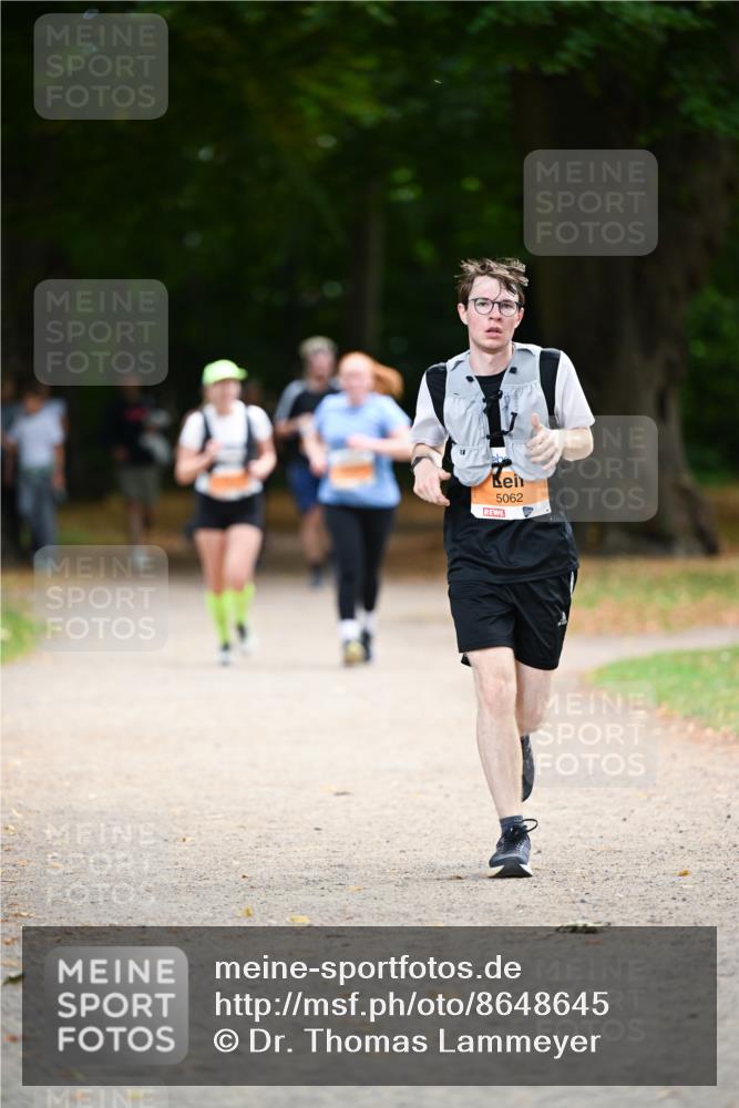 31.08.2025 - 21. Blankeneser Heldenlauf Dr. Thomas Lammeyer http://msf.ph/oto/8648645 31.08.2025 11:25:03 Laufen 5062 meine-sportfotos.de