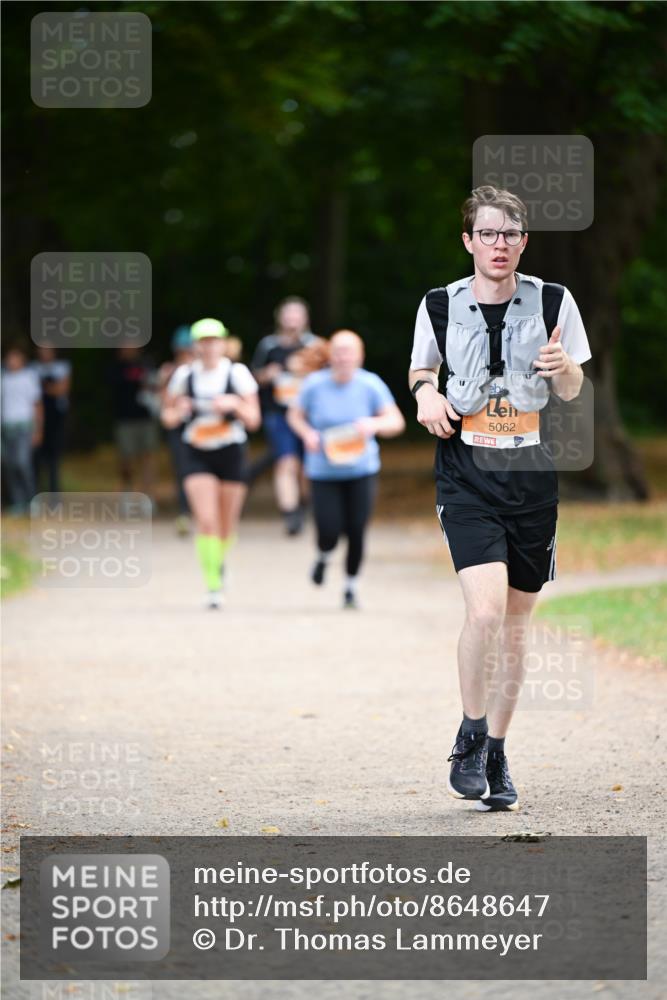 31.08.2025 - 21. Blankeneser Heldenlauf Dr. Thomas Lammeyer http://msf.ph/oto/8648647 31.08.2025 11:25:03 Laufen 5062 meine-sportfotos.de