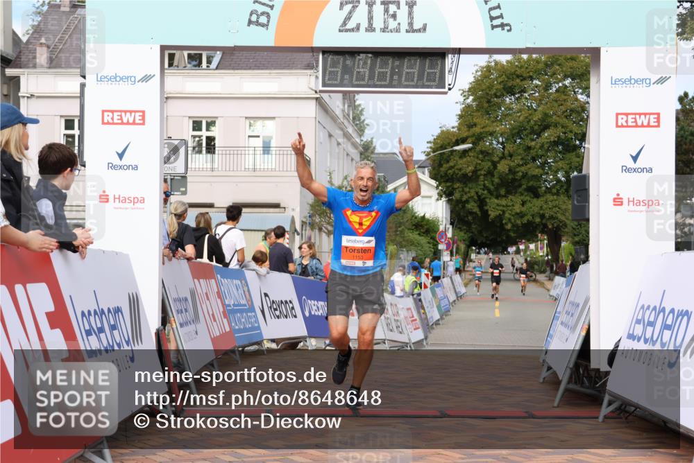 31.08.2025 - 21. Blankeneser Heldenlauf Strokosch-Dieckow http://msf.ph/oto/8648648 31.08.2025 09:47:21 Ziel 1107, 1153 meine-sportfotos.de