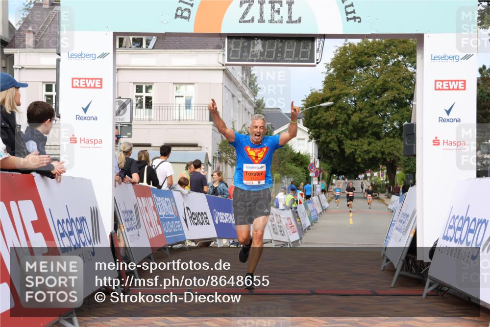 31.08.2025 - 21. Blankeneser Heldenlauf Strokosch-Dieckow http://msf.ph/oto/8648655 31.08.2025 09:47:21 Ziel 1107, 1153 meine-sportfotos.de