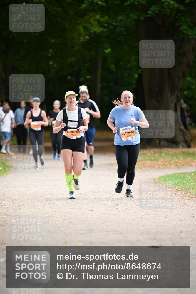 31.08.2025 - 21. Blankeneser Heldenlauf Dr. Thomas Lammeyer http://msf.ph/oto/8648674 31.08.2025 11:25:06 Laufen 5546, 5545 meine-sportfotos.de