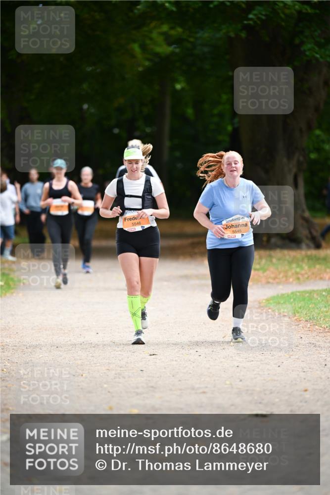 31.08.2025 - 21. Blankeneser Heldenlauf Dr. Thomas Lammeyer http://msf.ph/oto/8648680 31.08.2025 11:25:07 Laufen 5546, 5545 meine-sportfotos.de