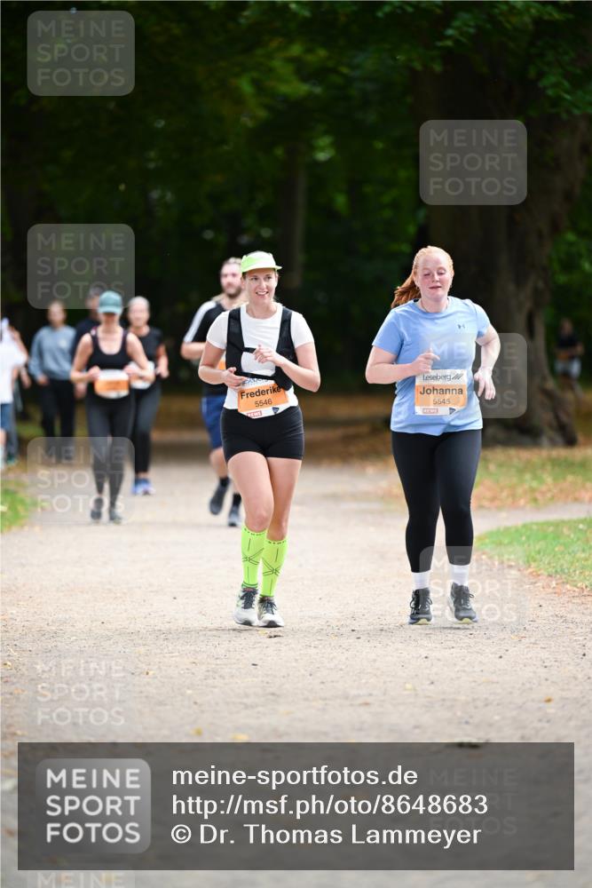 31.08.2025 - 21. Blankeneser Heldenlauf Dr. Thomas Lammeyer http://msf.ph/oto/8648683 31.08.2025 11:25:08 Laufen 5546, 5545 meine-sportfotos.de