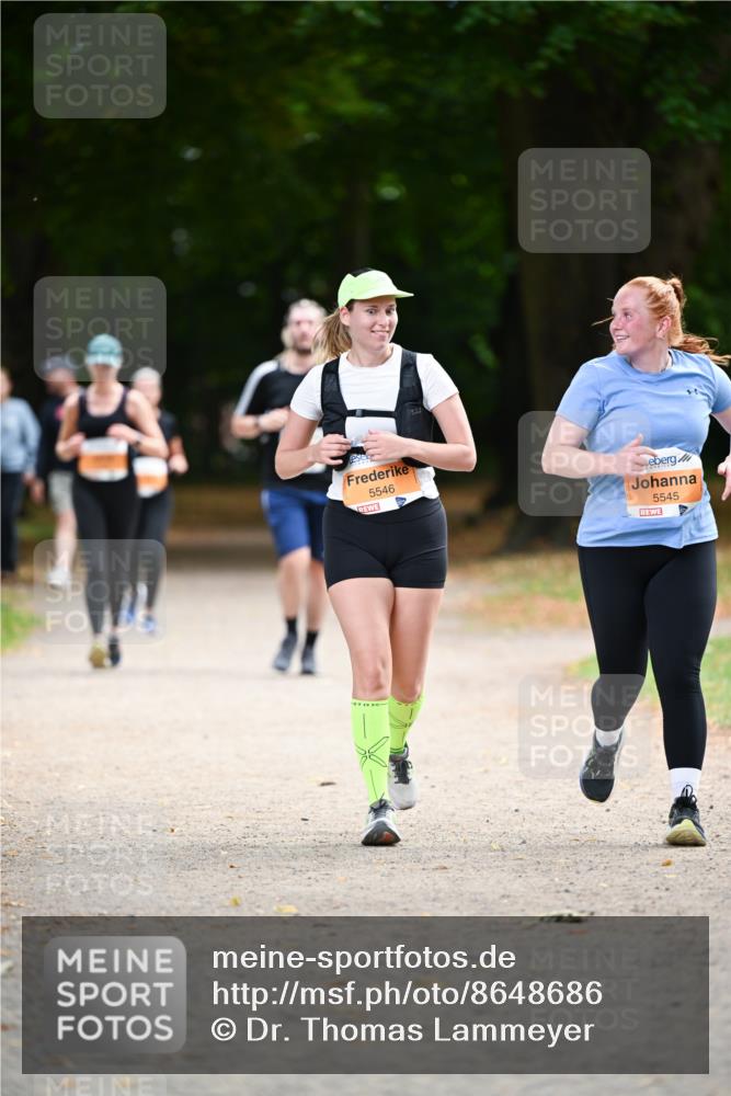 31.08.2025 - 21. Blankeneser Heldenlauf Dr. Thomas Lammeyer http://msf.ph/oto/8648686 31.08.2025 11:25:09 Laufen 5546, 5545 meine-sportfotos.de