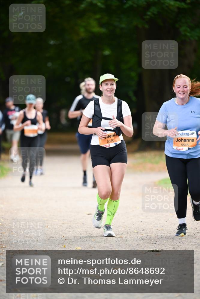 31.08.2025 - 21. Blankeneser Heldenlauf Dr. Thomas Lammeyer http://msf.ph/oto/8648692 31.08.2025 11:25:10 Laufen 5546, 8, 5545 meine-sportfotos.de