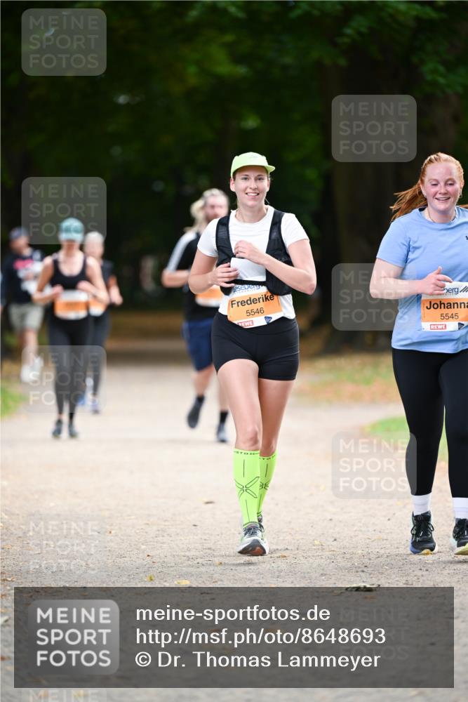 31.08.2025 - 21. Blankeneser Heldenlauf Dr. Thomas Lammeyer http://msf.ph/oto/8648693 31.08.2025 11:25:10 Laufen 2, 5546, 5545 meine-sportfotos.de