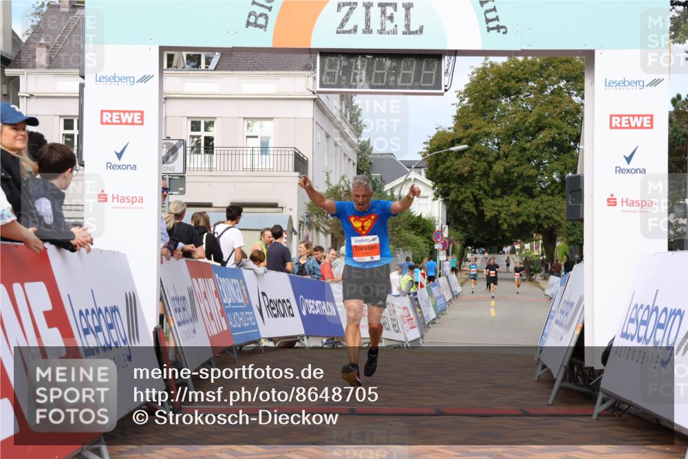 31.08.2025 - 21. Blankeneser Heldenlauf Strokosch-Dieckow http://msf.ph/oto/8648705 31.08.2025 09:47:21 Ziel 1107, 1153 meine-sportfotos.de