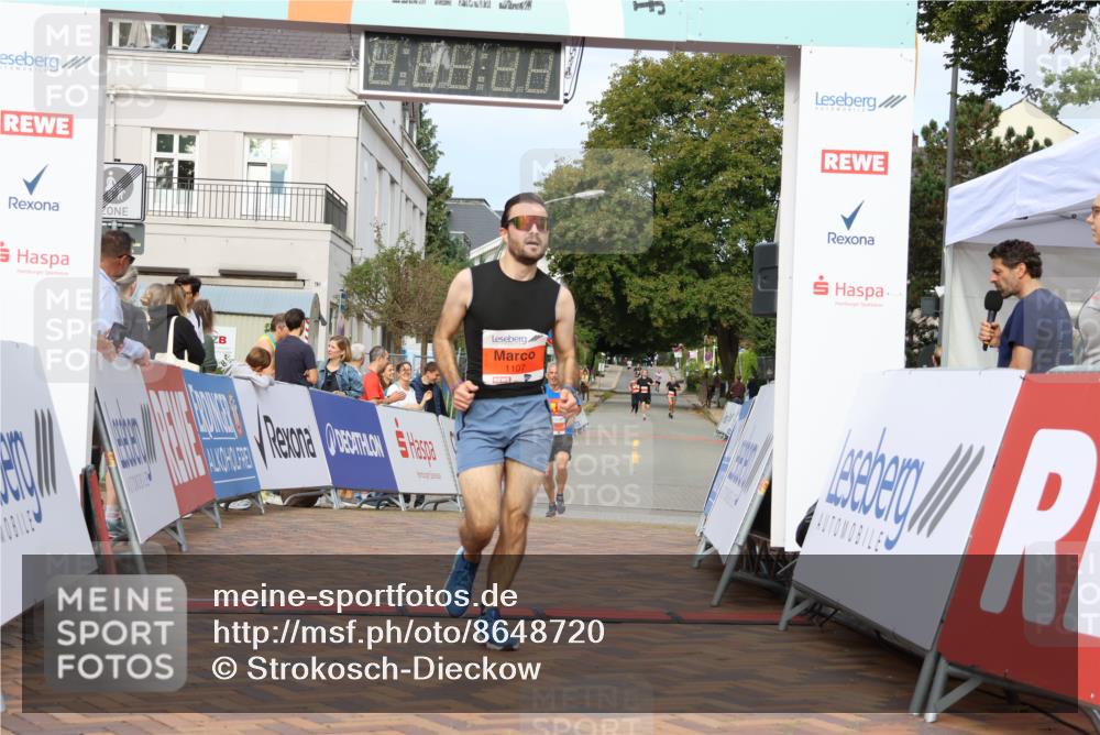 31.08.2025 - 21. Blankeneser Heldenlauf Strokosch-Dieckow http://msf.ph/oto/8648720 31.08.2025 09:47:17 Ziel 1116, 1107 meine-sportfotos.de