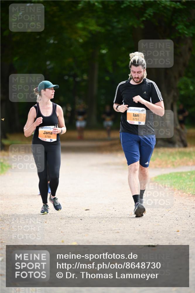 31.08.2025 - 21. Blankeneser Heldenlauf Dr. Thomas Lammeyer http://msf.ph/oto/8648730 31.08.2025 11:25:14 Laufen 5750, 5751 meine-sportfotos.de