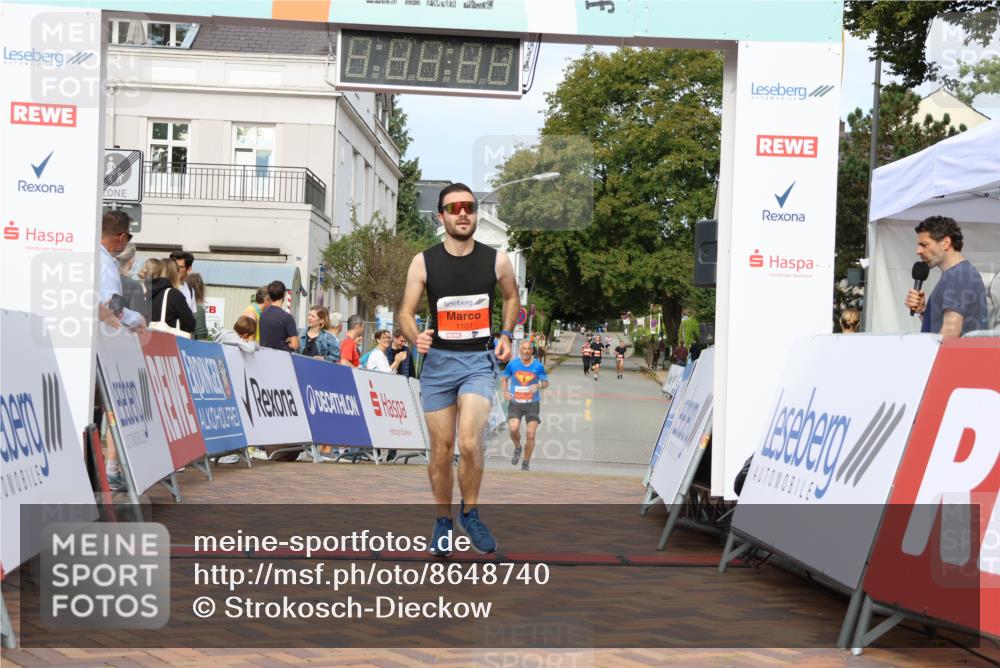 31.08.2025 - 21. Blankeneser Heldenlauf Strokosch-Dieckow http://msf.ph/oto/8648740 31.08.2025 09:47:17 Ziel 1116, 1107 meine-sportfotos.de