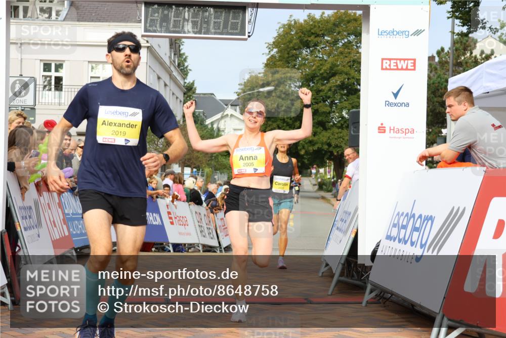 31.08.2025 - 21. Blankeneser Heldenlauf Strokosch-Dieckow http://msf.ph/oto/8648758 31.08.2025 10:17:30 Ziel 2019, 2270, 2020, 2005 meine-sportfotos.de