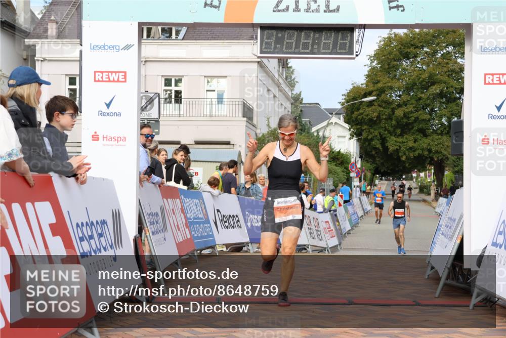 31.08.2025 - 21. Blankeneser Heldenlauf Strokosch-Dieckow http://msf.ph/oto/8648759 31.08.2025 09:47:11 Ziel 1007, 1116 meine-sportfotos.de
