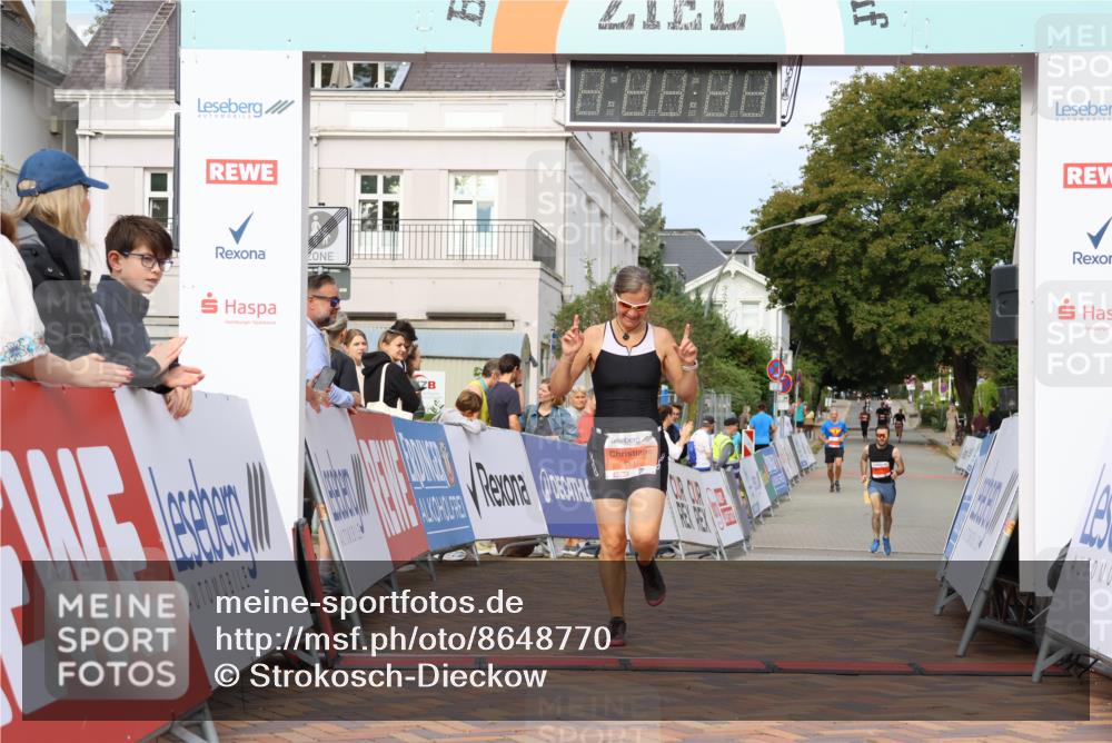 31.08.2025 - 21. Blankeneser Heldenlauf Strokosch-Dieckow http://msf.ph/oto/8648770 31.08.2025 09:47:11 Ziel 1007, 1116 meine-sportfotos.de