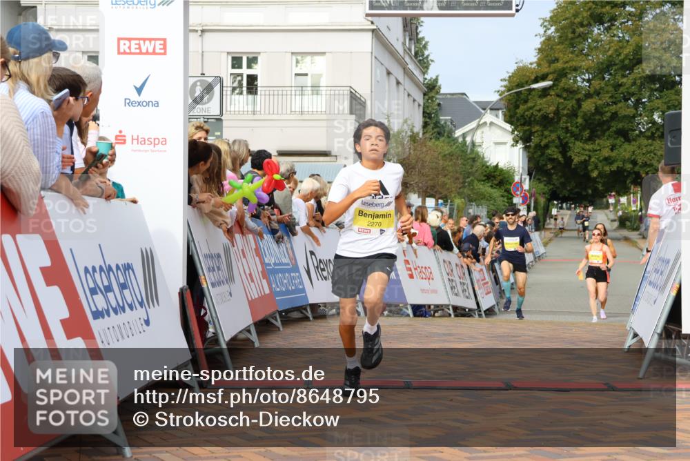 31.08.2025 - 21. Blankeneser Heldenlauf Strokosch-Dieckow http://msf.ph/oto/8648795 31.08.2025 10:17:26 Ziel 2019, 2270, 2005 meine-sportfotos.de