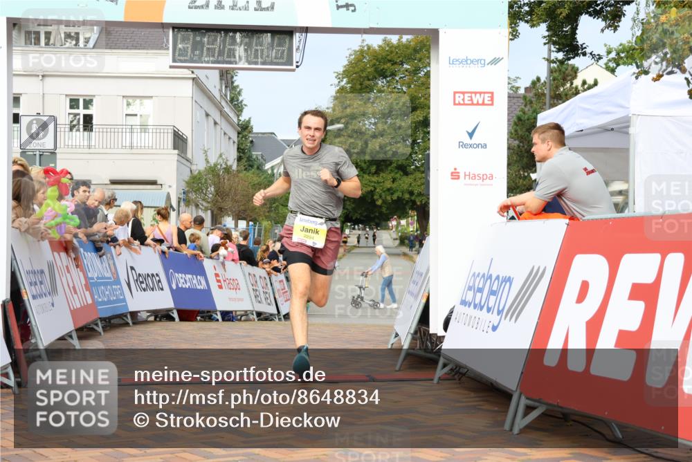31.08.2025 - 21. Blankeneser Heldenlauf Strokosch-Dieckow http://msf.ph/oto/8648834 31.08.2025 10:16:55 Ziel 2294 meine-sportfotos.de