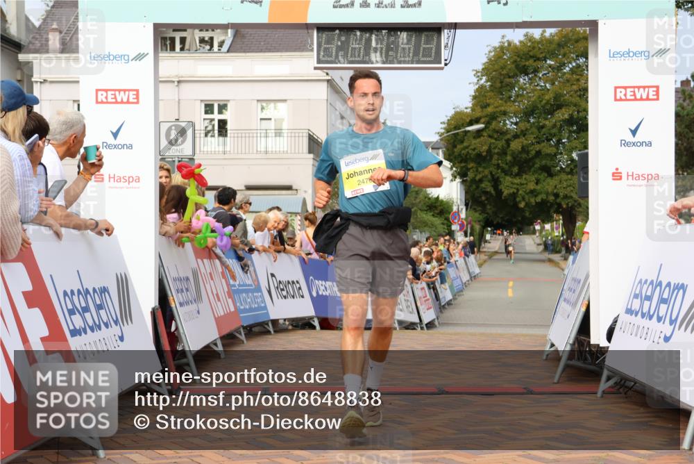 31.08.2025 - 21. Blankeneser Heldenlauf Strokosch-Dieckow http://msf.ph/oto/8648838 31.08.2025 10:16:36 Ziel 2745, 2470 meine-sportfotos.de