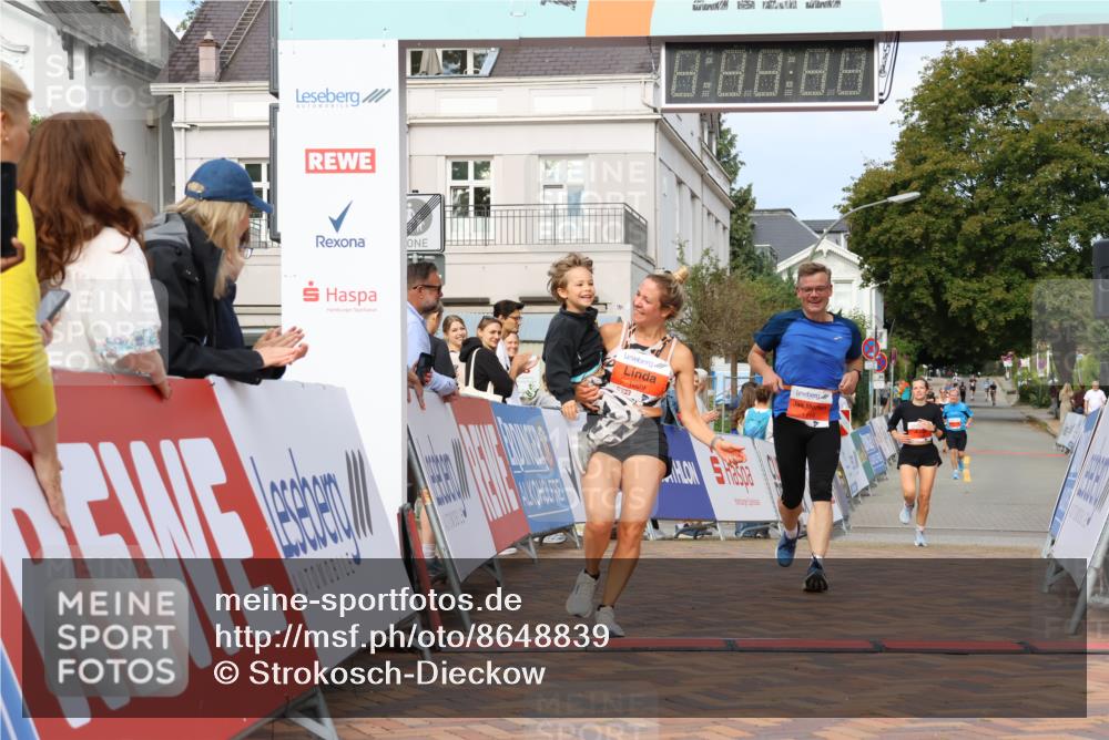31.08.2025 - 21. Blankeneser Heldenlauf Strokosch-Dieckow http://msf.ph/oto/8648839 31.08.2025 09:46:57 Ziel 1114, 1029, 1002 meine-sportfotos.de