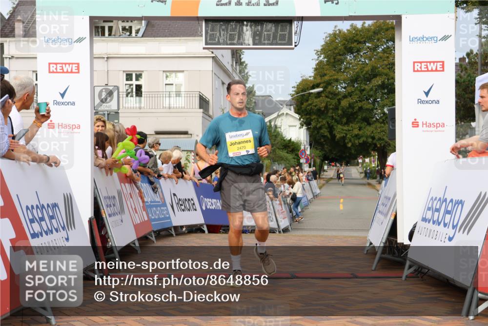 31.08.2025 - 21. Blankeneser Heldenlauf Strokosch-Dieckow http://msf.ph/oto/8648856 31.08.2025 10:16:36 Ziel 2745, 2470 meine-sportfotos.de