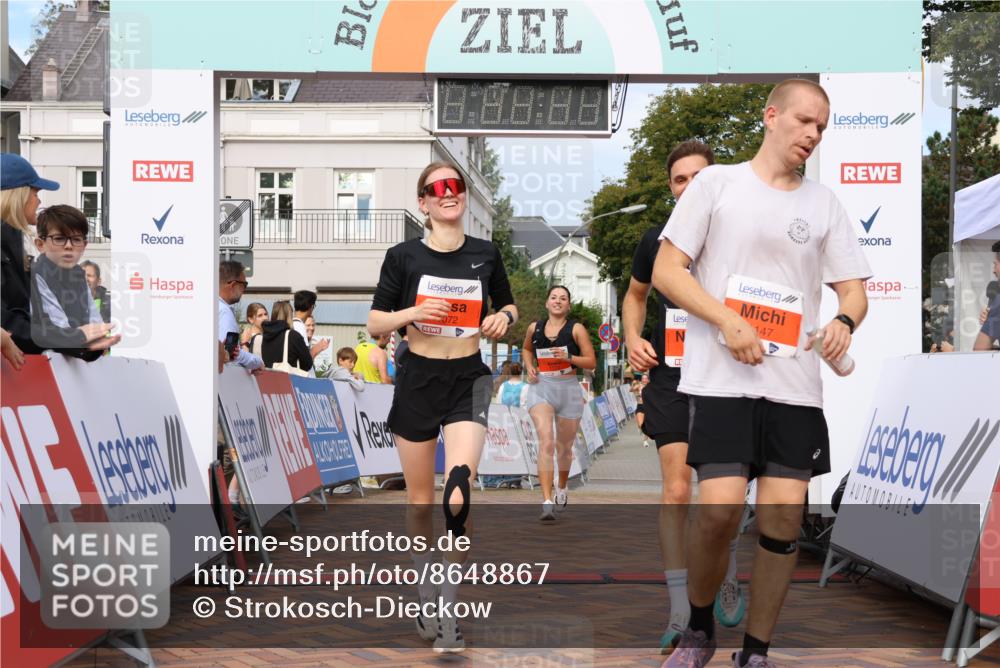 31.08.2025 - 21. Blankeneser Heldenlauf Strokosch-Dieckow http://msf.ph/oto/8648867 31.08.2025 09:46:46 Ziel 1147, 1073, 1072, 1173 meine-sportfotos.de