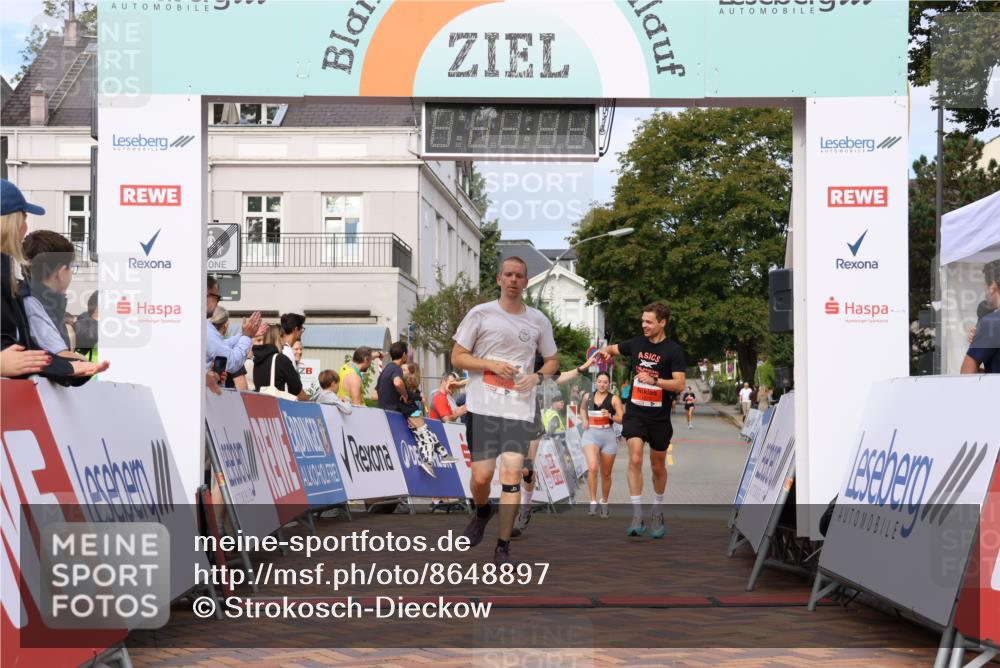 31.08.2025 - 21. Blankeneser Heldenlauf Strokosch-Dieckow http://msf.ph/oto/8648897 31.08.2025 09:46:44 Ziel 1147, 1073, 1072, 1173 meine-sportfotos.de