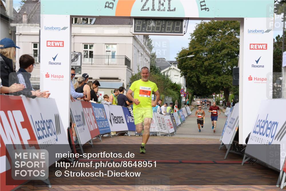 31.08.2025 - 21. Blankeneser Heldenlauf Strokosch-Dieckow http://msf.ph/oto/8648951 31.08.2025 09:46:21 Ziel 1130 meine-sportfotos.de