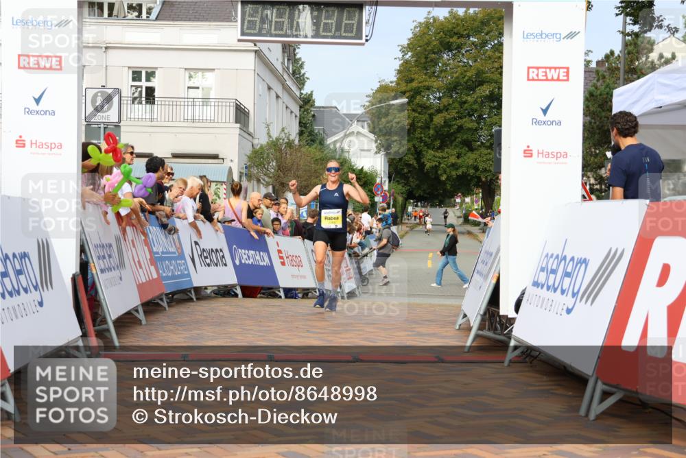 31.08.2025 - 21. Blankeneser Heldenlauf Strokosch-Dieckow http://msf.ph/oto/8648998 31.08.2025 10:15:49 Ziel 2465 meine-sportfotos.de