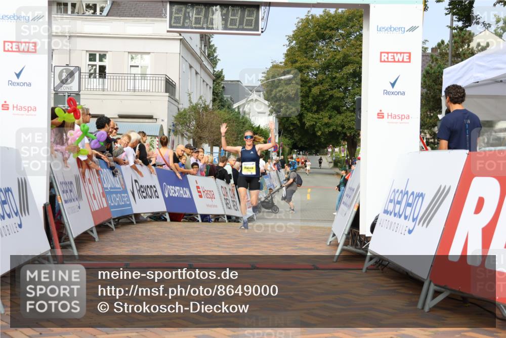 31.08.2025 - 21. Blankeneser Heldenlauf Strokosch-Dieckow http://msf.ph/oto/8649000 31.08.2025 10:15:49 Ziel 2465 meine-sportfotos.de