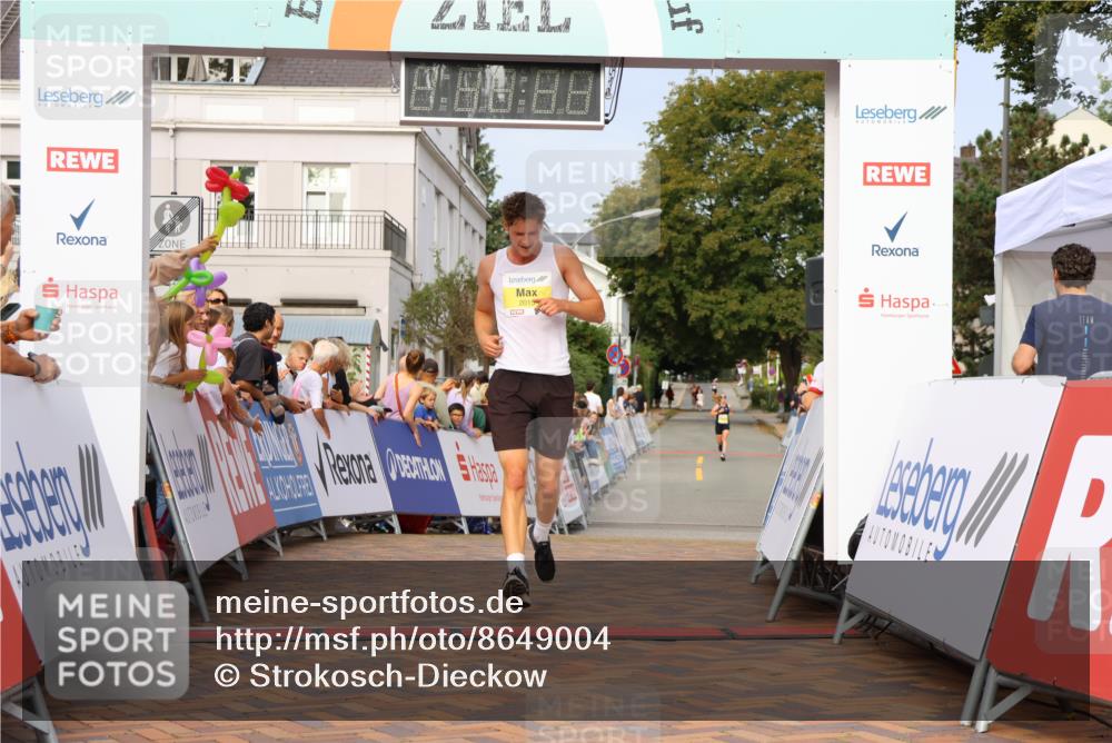31.08.2025 - 21. Blankeneser Heldenlauf Strokosch-Dieckow http://msf.ph/oto/8649004 31.08.2025 10:15:40 Ziel 2015 meine-sportfotos.de