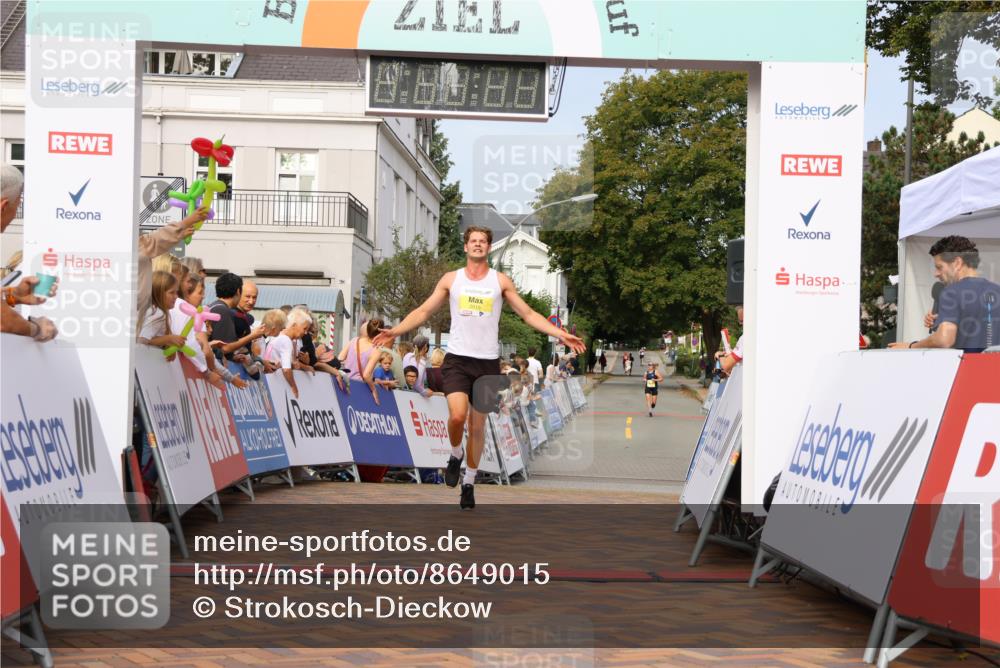 31.08.2025 - 21. Blankeneser Heldenlauf Strokosch-Dieckow http://msf.ph/oto/8649015 31.08.2025 10:15:39 Ziel 2015 meine-sportfotos.de