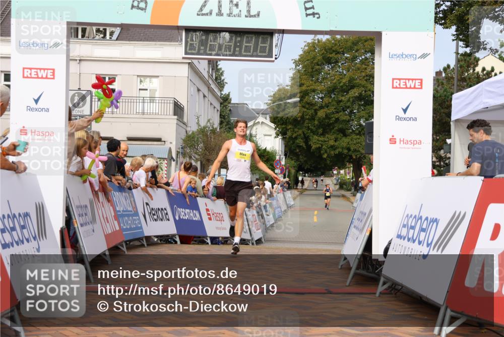 31.08.2025 - 21. Blankeneser Heldenlauf Strokosch-Dieckow http://msf.ph/oto/8649019 31.08.2025 10:15:39 Ziel 2015 meine-sportfotos.de