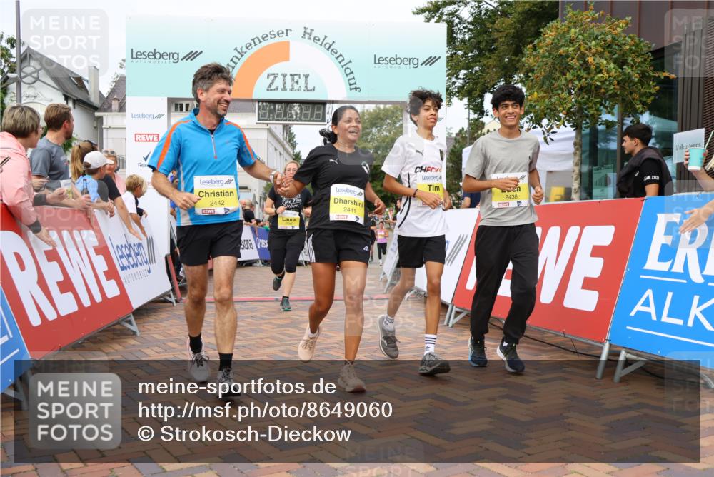 31.08.2025 - 21. Blankeneser Heldenlauf Strokosch-Dieckow http://msf.ph/oto/8649060 31.08.2025 10:34:48 Ziel 2524, 2244, 2021, 2214, 2215, 2655, 2298, 2488, 2438, 2439, 2349, 2441, 2442, 2350, 2048 meine-sportfotos.de