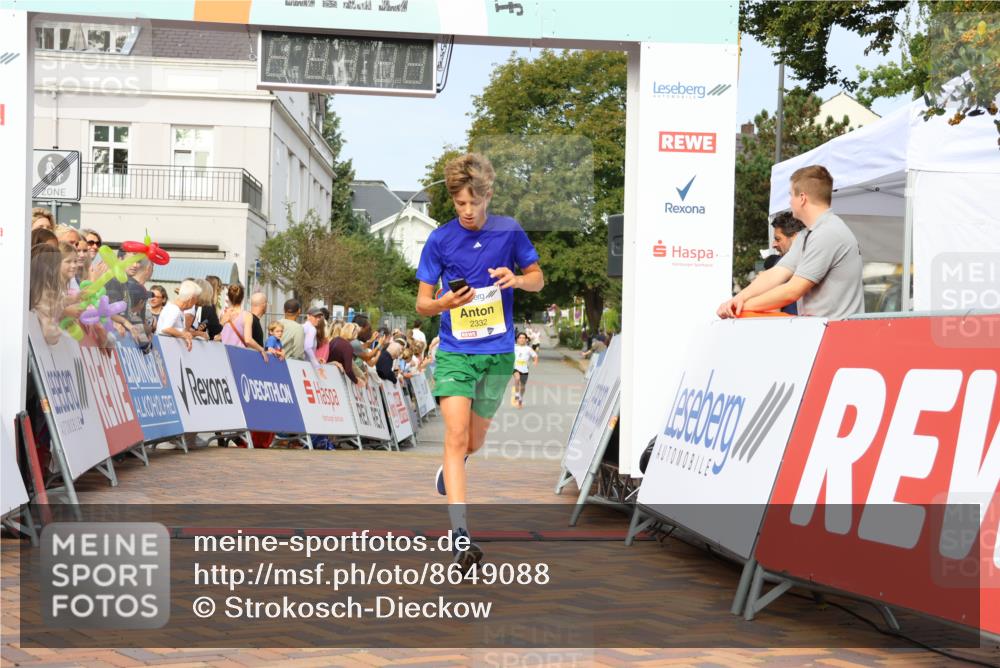 31.08.2025 - 21. Blankeneser Heldenlauf Strokosch-Dieckow http://msf.ph/oto/8649088 31.08.2025 10:14:58 Ziel 2332 meine-sportfotos.de