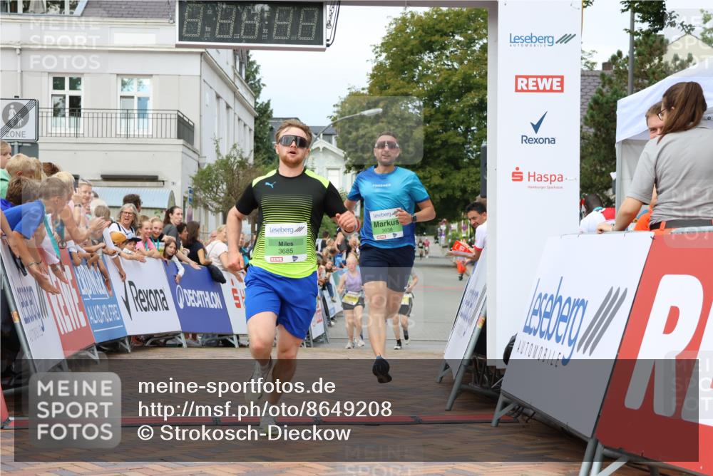 31.08.2025 - 21. Blankeneser Heldenlauf Strokosch-Dieckow http://msf.ph/oto/8649208 31.08.2025 10:50:02 Ziel 3038, 3185, 3685 meine-sportfotos.de
