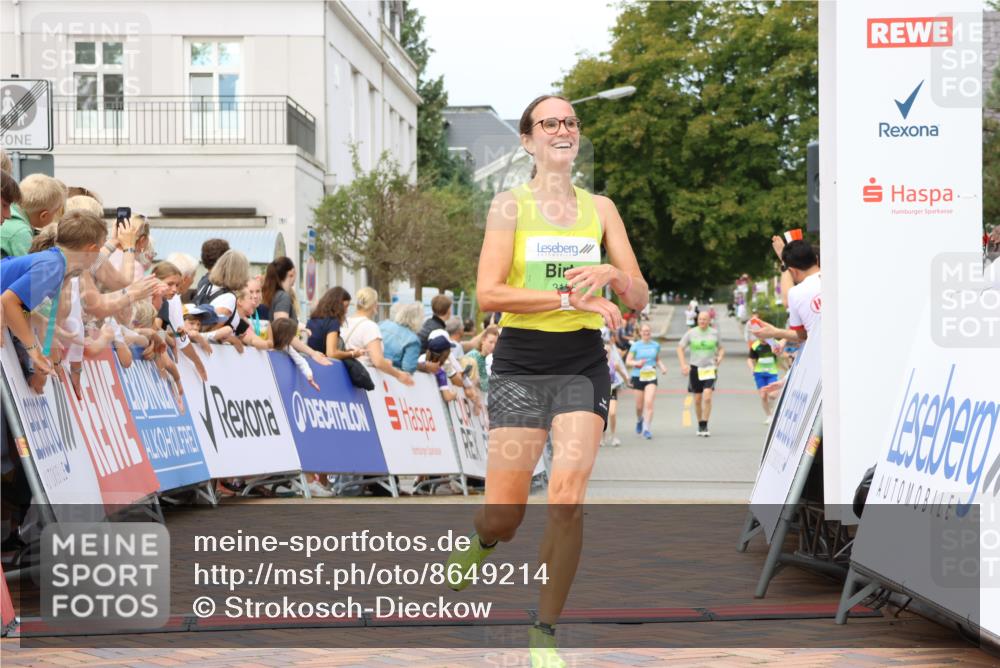 31.08.2025 - 21. Blankeneser Heldenlauf Strokosch-Dieckow http://msf.ph/oto/8649214 31.08.2025 10:49:57 Ziel 3185 meine-sportfotos.de