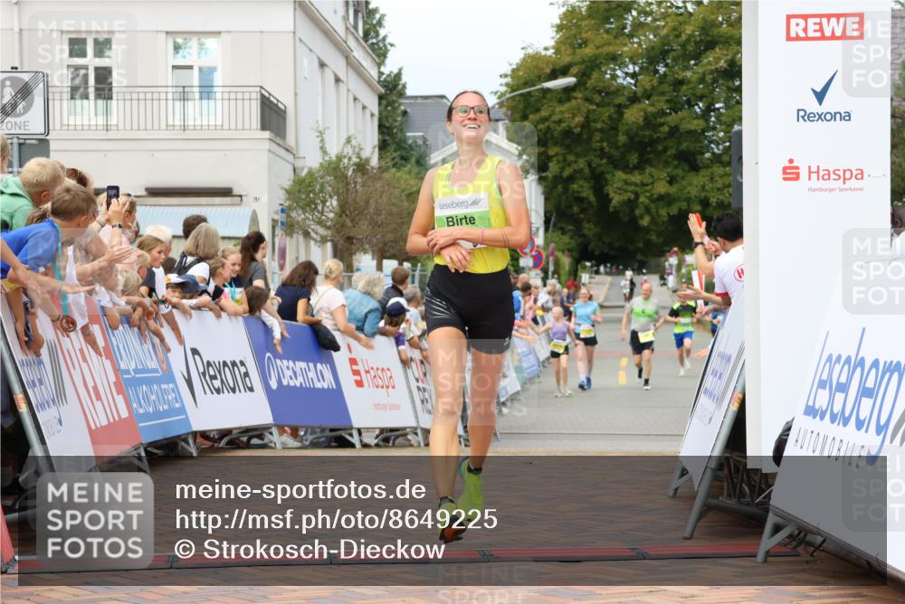 31.08.2025 - 21. Blankeneser Heldenlauf Strokosch-Dieckow http://msf.ph/oto/8649225 31.08.2025 10:49:57 Ziel 3185 meine-sportfotos.de