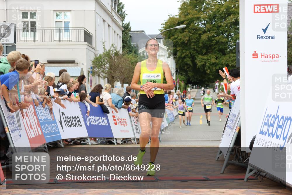 31.08.2025 - 21. Blankeneser Heldenlauf Strokosch-Dieckow http://msf.ph/oto/8649228 31.08.2025 10:49:56 Ziel 3185 meine-sportfotos.de