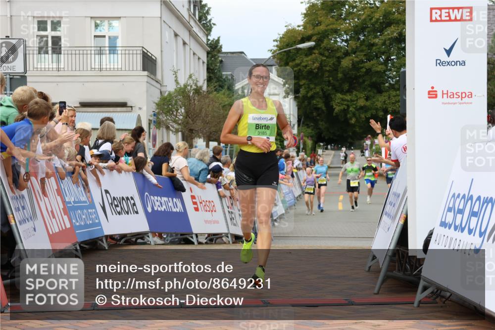 31.08.2025 - 21. Blankeneser Heldenlauf Strokosch-Dieckow http://msf.ph/oto/8649231 31.08.2025 10:49:56 Ziel 3185 meine-sportfotos.de