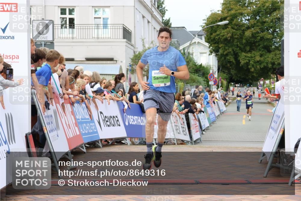 31.08.2025 - 21. Blankeneser Heldenlauf Strokosch-Dieckow http://msf.ph/oto/8649316 31.08.2025 10:49:20 Ziel 2561, 3191 meine-sportfotos.de