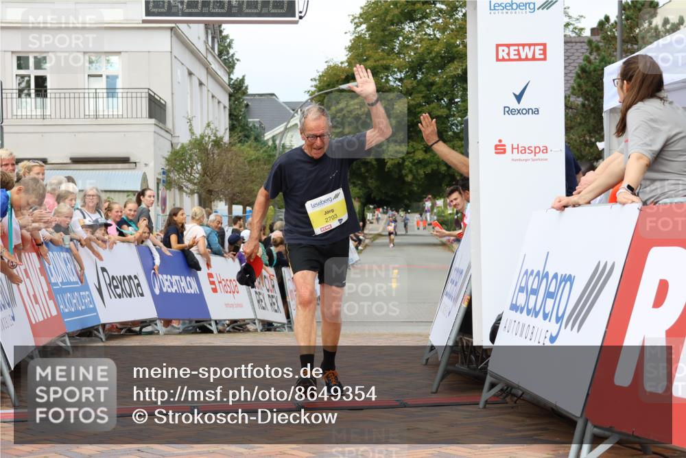 31.08.2025 - 21. Blankeneser Heldenlauf Strokosch-Dieckow http://msf.ph/oto/8649354 31.08.2025 10:48:48 Ziel 2703 meine-sportfotos.de