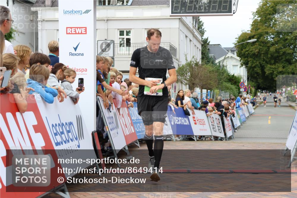 31.08.2025 - 21. Blankeneser Heldenlauf Strokosch-Dieckow http://msf.ph/oto/8649414 31.08.2025 10:48:11 Ziel 3723 meine-sportfotos.de