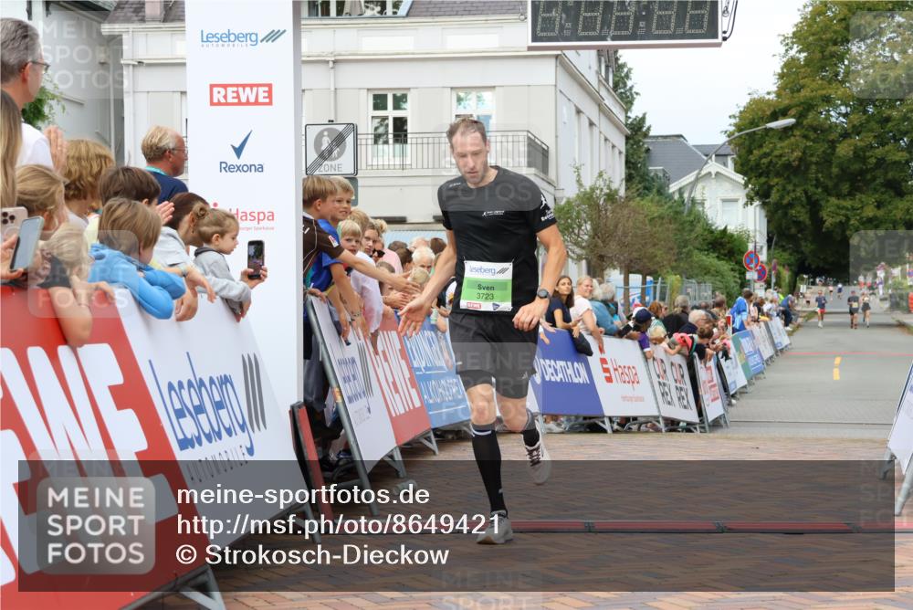 31.08.2025 - 21. Blankeneser Heldenlauf Strokosch-Dieckow http://msf.ph/oto/8649421 31.08.2025 10:48:10 Ziel 3723 meine-sportfotos.de