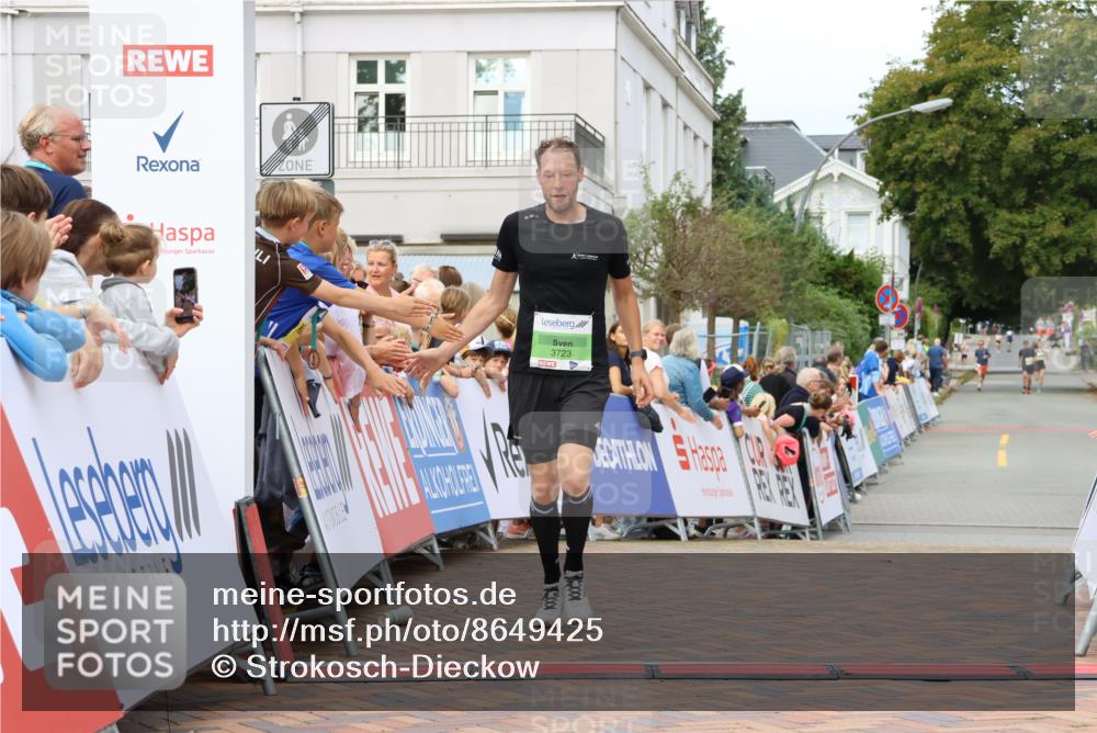 31.08.2025 - 21. Blankeneser Heldenlauf Strokosch-Dieckow http://msf.ph/oto/8649425 31.08.2025 10:48:10 Ziel 3723 meine-sportfotos.de